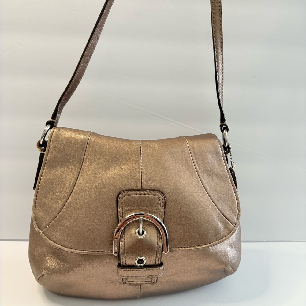 Coach SoHo Crossbody Bag Purse Gold Metallic Flap 45664 EUC - Picture 13 of 17